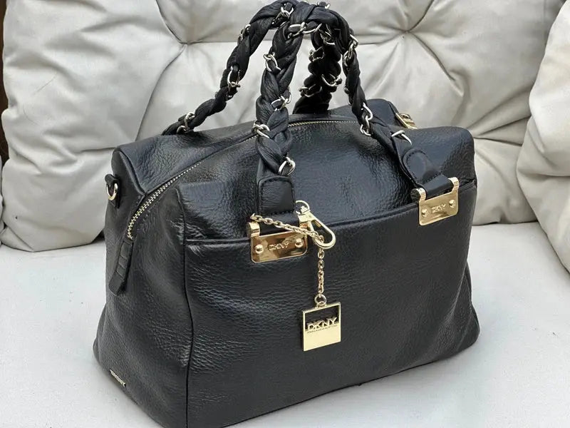 Torebka Kuferek DKNY Stan Sklepowy Po Renowacji Skóry i Koloru - karenlike.com