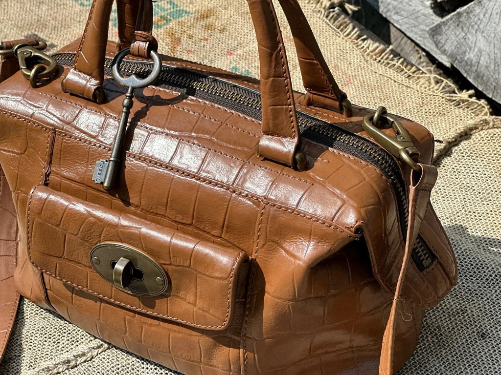 Torebka kuferek Fossil Vintage – na ramię lub do ręki | stan idealny | 100% skóra naturalna | Autentyczna - karenlike.com