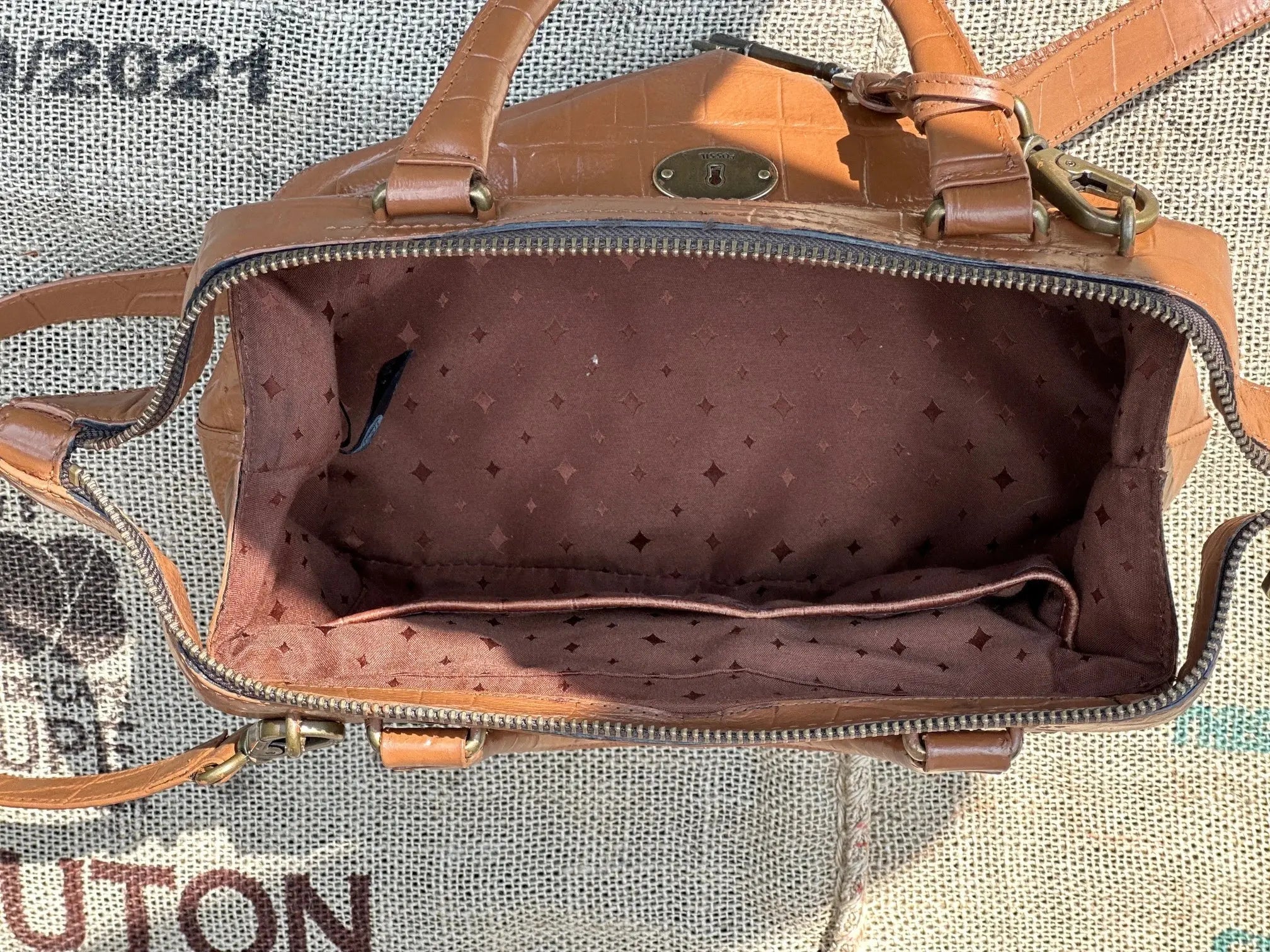 Torebka kuferek Fossil Vintage – na ramię lub do ręki | stan idealny | 100% skóra naturalna | Autentyczna - karenlike.com