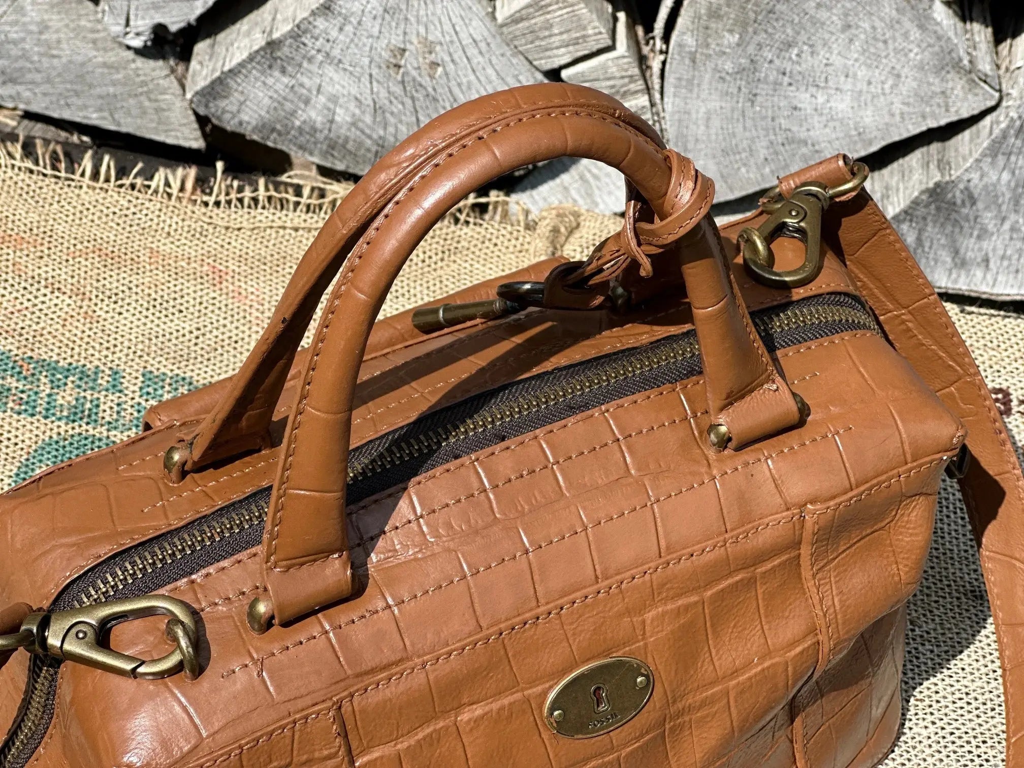 Torebka kuferek Fossil Vintage – na ramię lub do ręki | stan idealny | 100% skóra naturalna | Autentyczna - karenlike.com