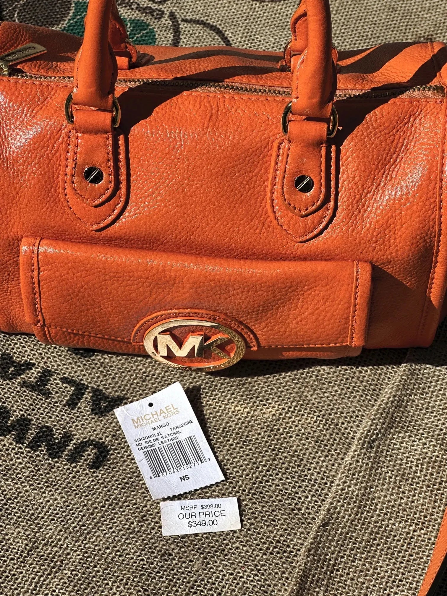 Torebka Kuferek Michael Kors w idealnym stanie. Po Renowacji Koloru - karenlike.com