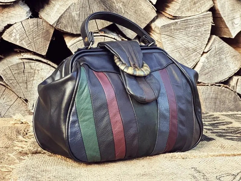 Torebka Kuferek Vintage Super Stan - karenlike.com