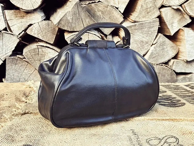 Torebka Kuferek Vintage Super Stan - karenlike.com