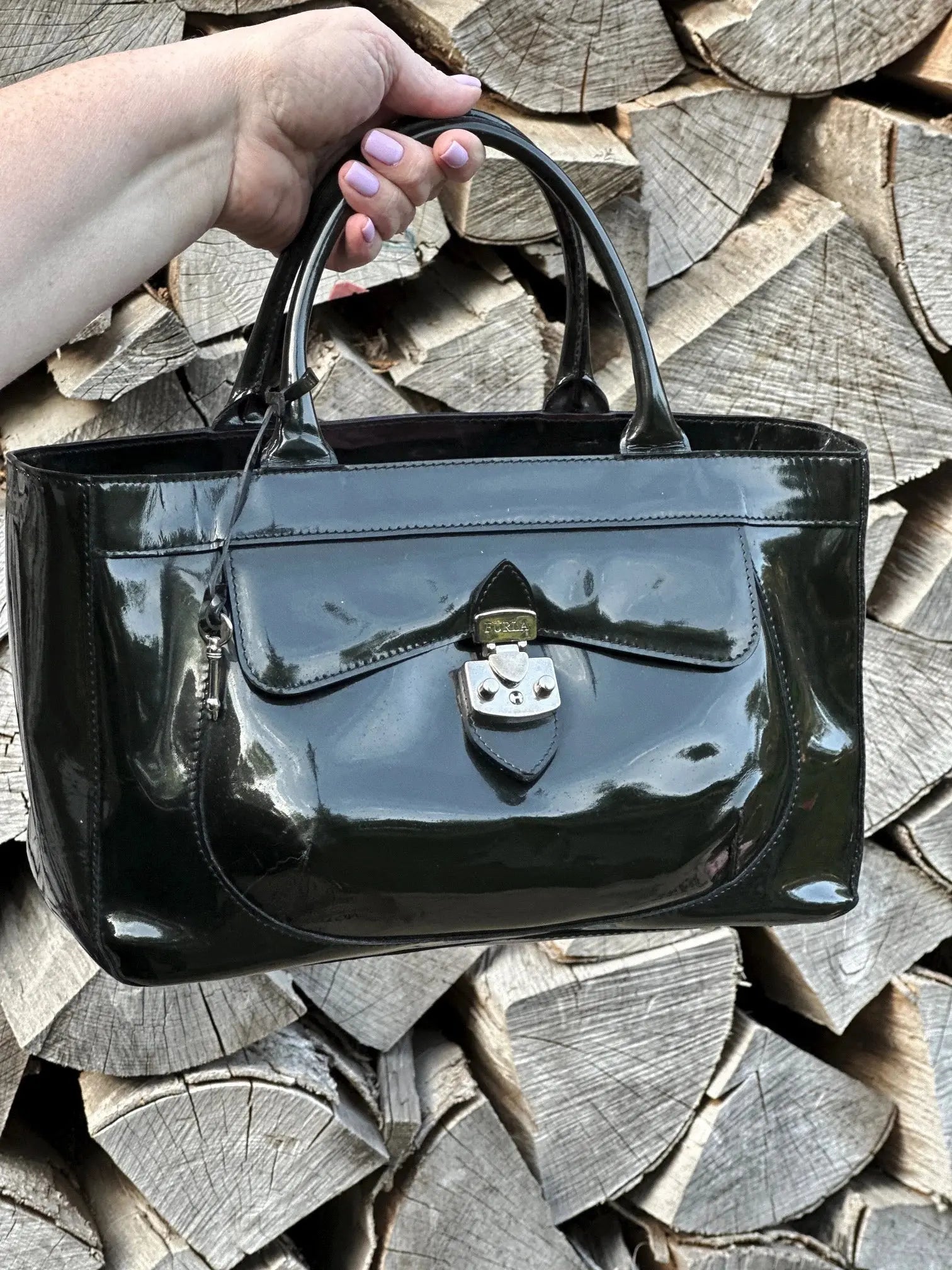 Torebka Lakierowana Butelkowa Zieleń Piękna Furla - karenlike.com