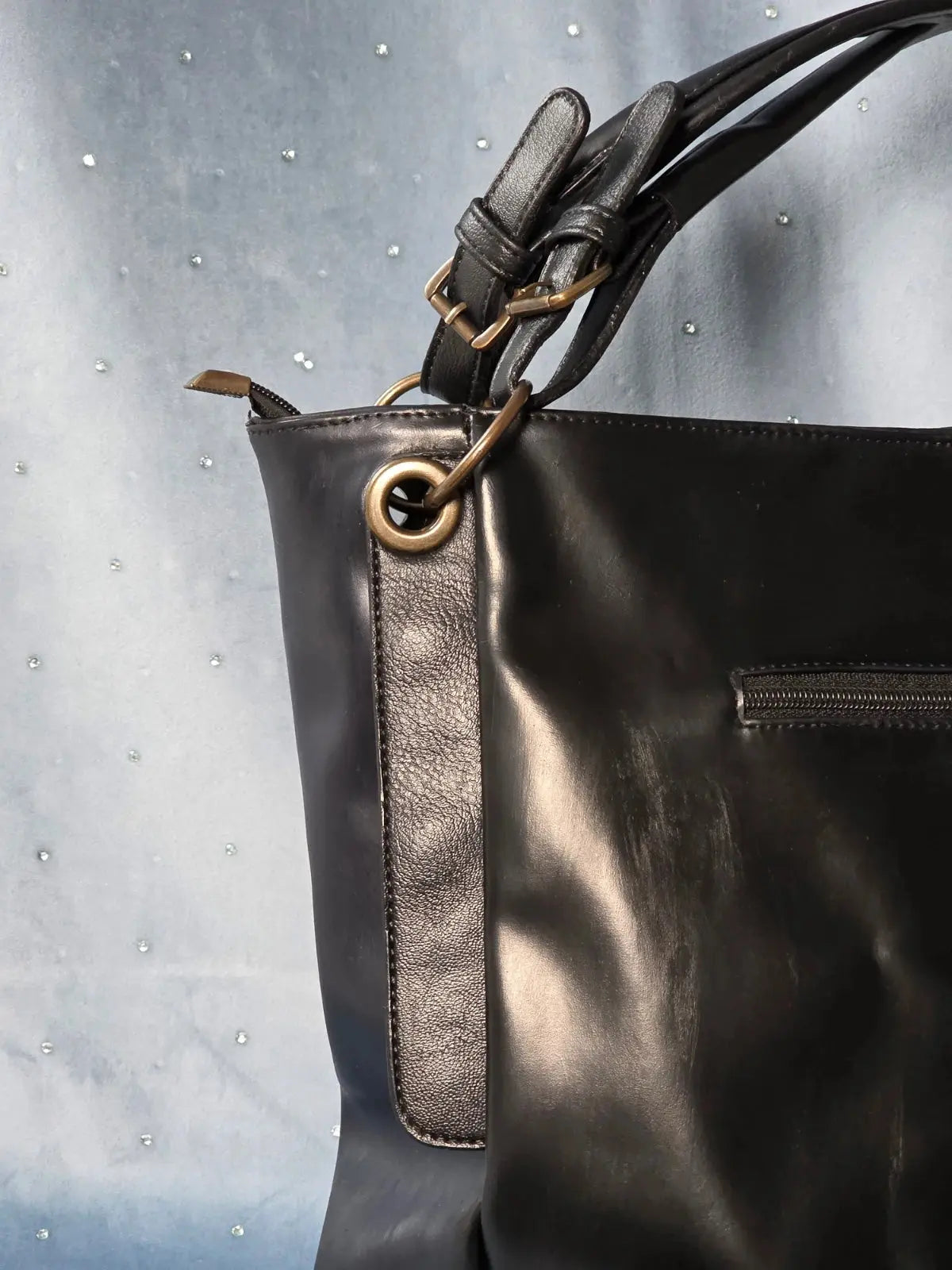 Torebka Liebeskind Berlin – Skóra Naturalna | Stan Idealny po Profesjonalnej Renowacji Koloru - karenlike.com