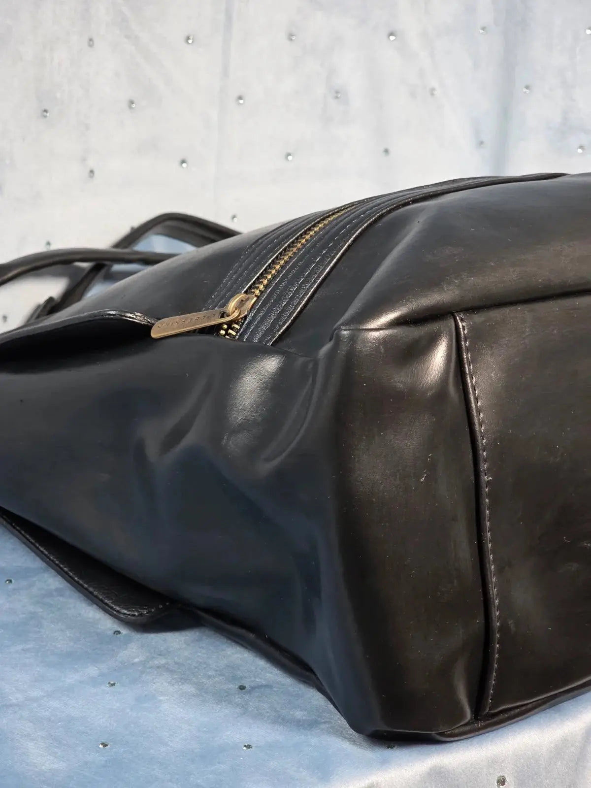 Torebka Liebeskind Berlin – Skóra Naturalna | Stan Idealny po Profesjonalnej Renowacji Koloru - karenlike.com