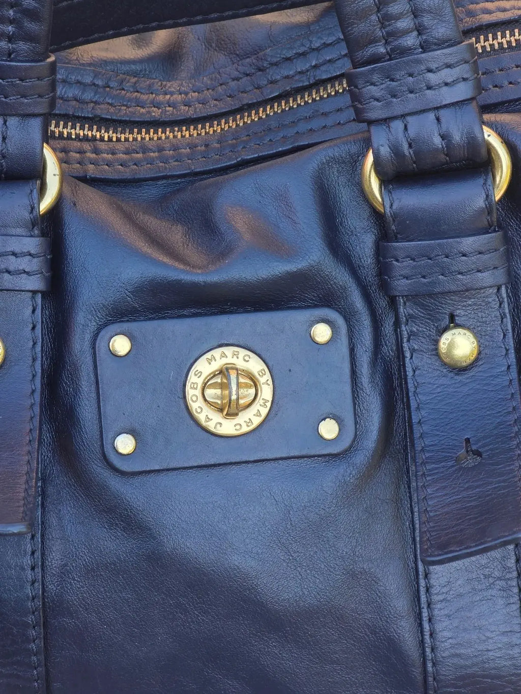 Torebka Marc Jacobs – Elegancja i ponadczasowy styl - karenlike.com