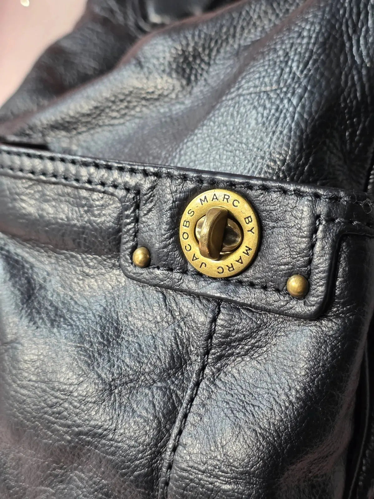 Torebka Marc Jacobs Vintage Kuferek – Skórzana 100% Oryginał | Stan Sklepowy Po Renowacji Koloru - karenlike.com
