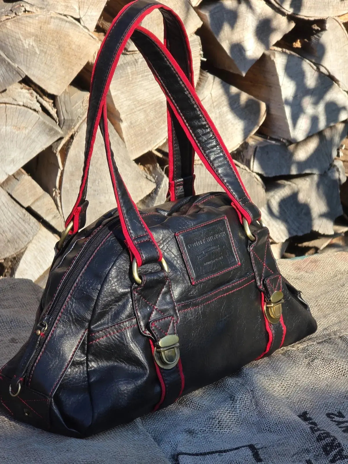 Torebka Tommy Hilfiger – klasyka i perfekcja - karenlike.com