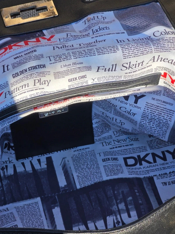 Piękna Torebka DKNY Jamnik do ręki Stan Idealny Po Renowacji