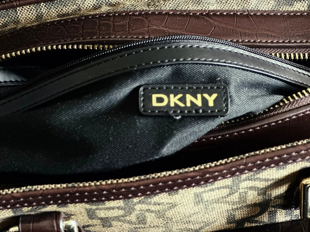 Vintage DKNY – skóra lakierowana + Cardura, lata 2000 - karenlike.com