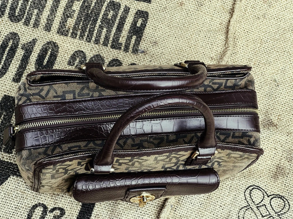 Vintage DKNY – skóra lakierowana + Cardura, lata 2000 - karenlike.com